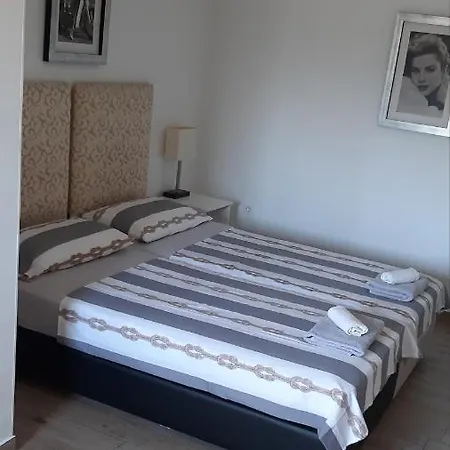 Lami Guest house 3*
